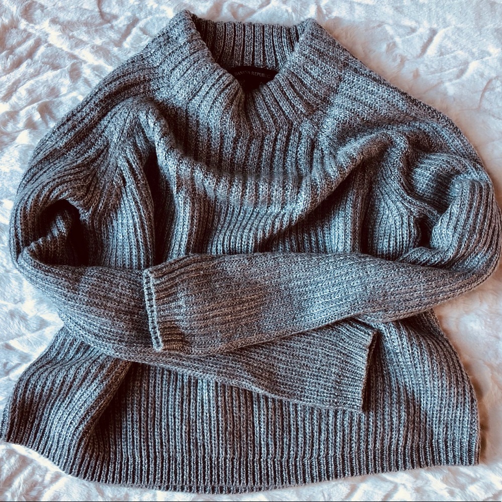 Banana Republic Grey Chunky Sweater Size Small